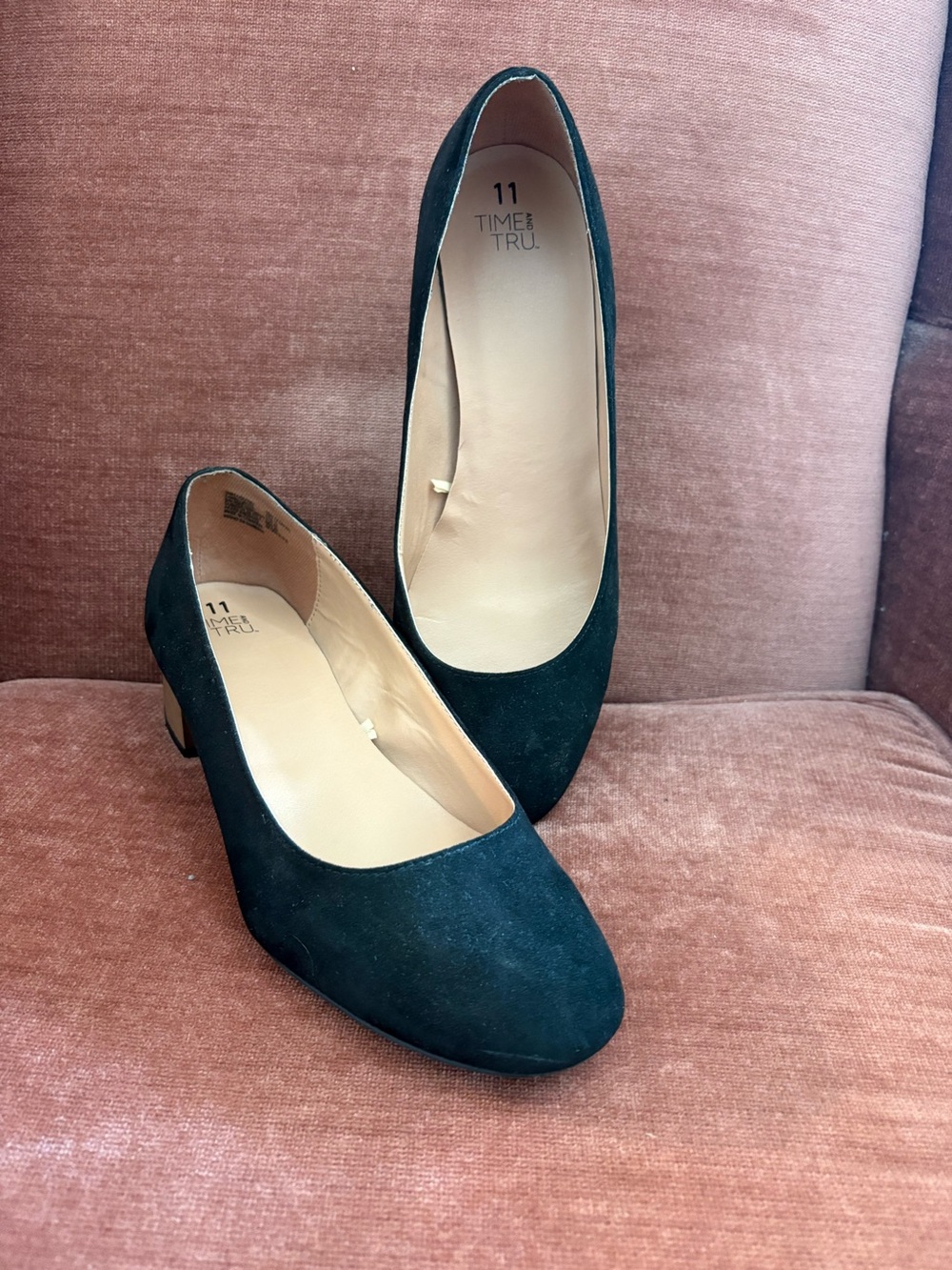 Time and Tru Black Suede Block Heel Pumps - Women's